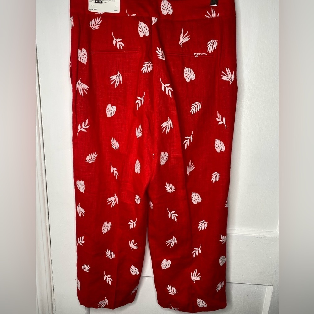ANN TAYLOR NWT Red and White Leaf Wide Leg Print Cropped Pants